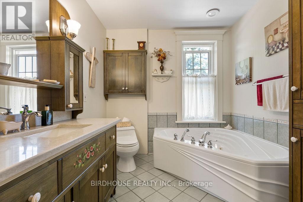 277 Sandhills Road, Kawartha Lakes, Ontario  K0M 2T0 - Photo 25 - X12347374