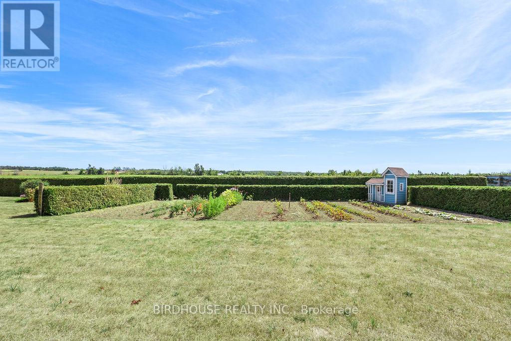 277 Sandhills Road, Kawartha Lakes, Ontario  K0M 2T0 - Photo 37 - X12347374