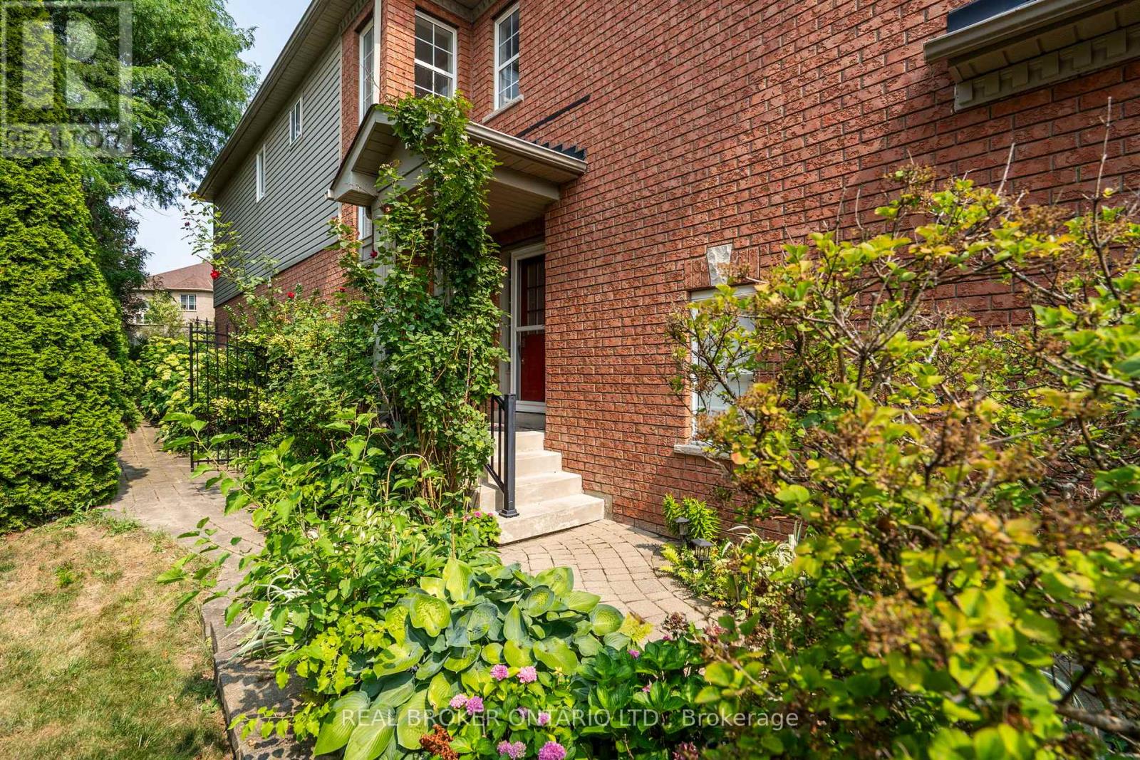 21 Shenandoah Drive, Whitby (Williamsburg), Ontario  L1P 1S9 - Photo 42 - E12345985