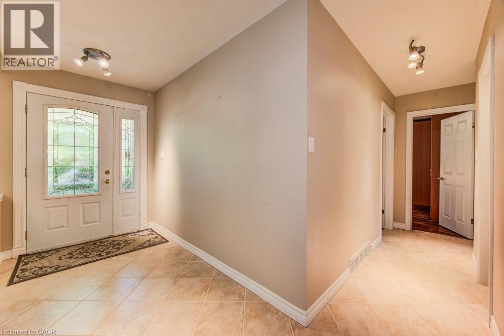 18 Marshall Avenue, North Dumfries, Ontario  N0B 1E0 - Photo 15 - 40744707