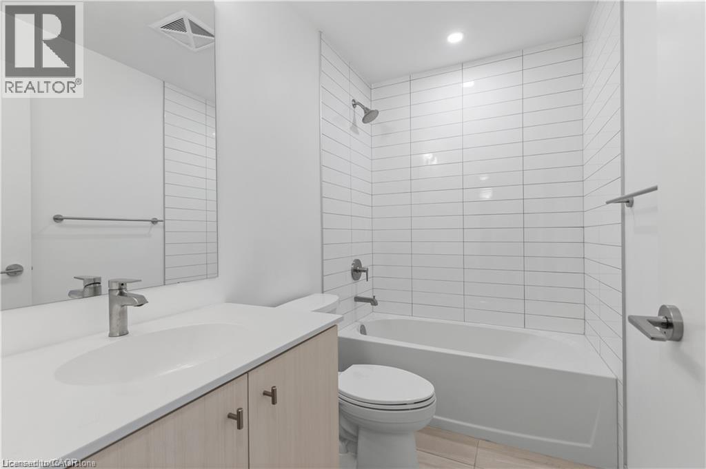 5 Wellington Street Unit# 811, Kitchener, Ontario  N2G 1C7 - Photo 12 - 40744733