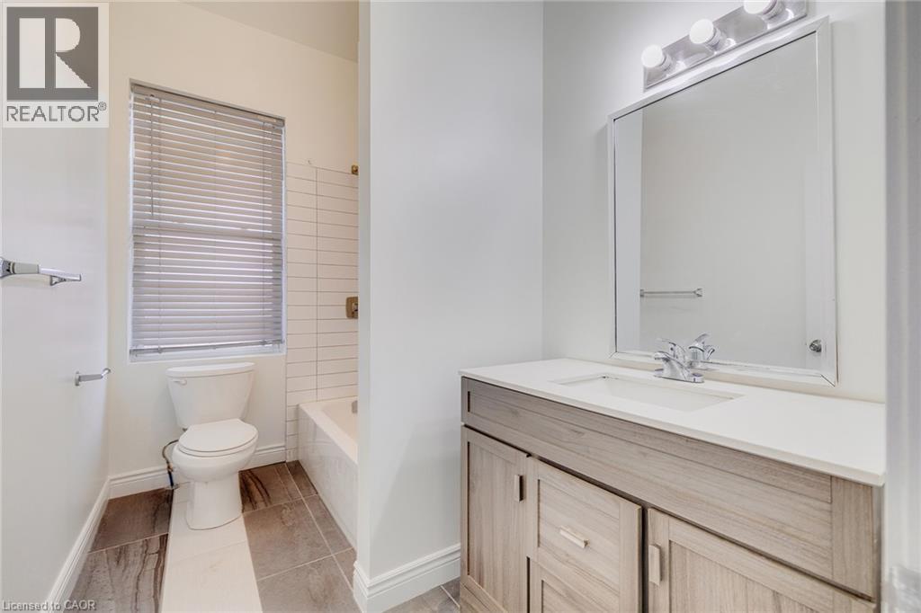 445 Hamilton Road, London, Ontario  N5Z 1S2 - Photo 14 - 40744978