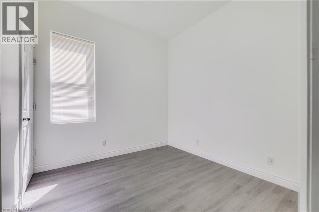 445 Hamilton Road, London, Ontario  N5Z 1S2 - Photo 6 - 40744978
