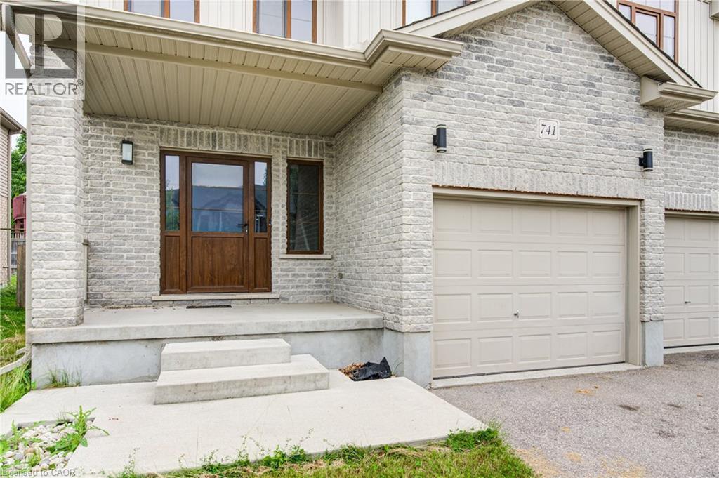 Property at 741 SPITFIRE Street image 3