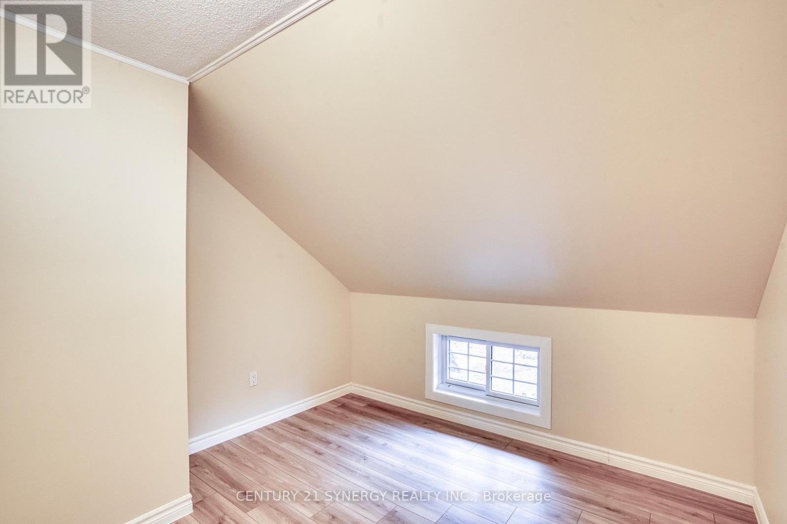 144 Affleck Crescent, Lanark Highlands, Ontario  K0G 1K0 - Photo 14 - X12352893