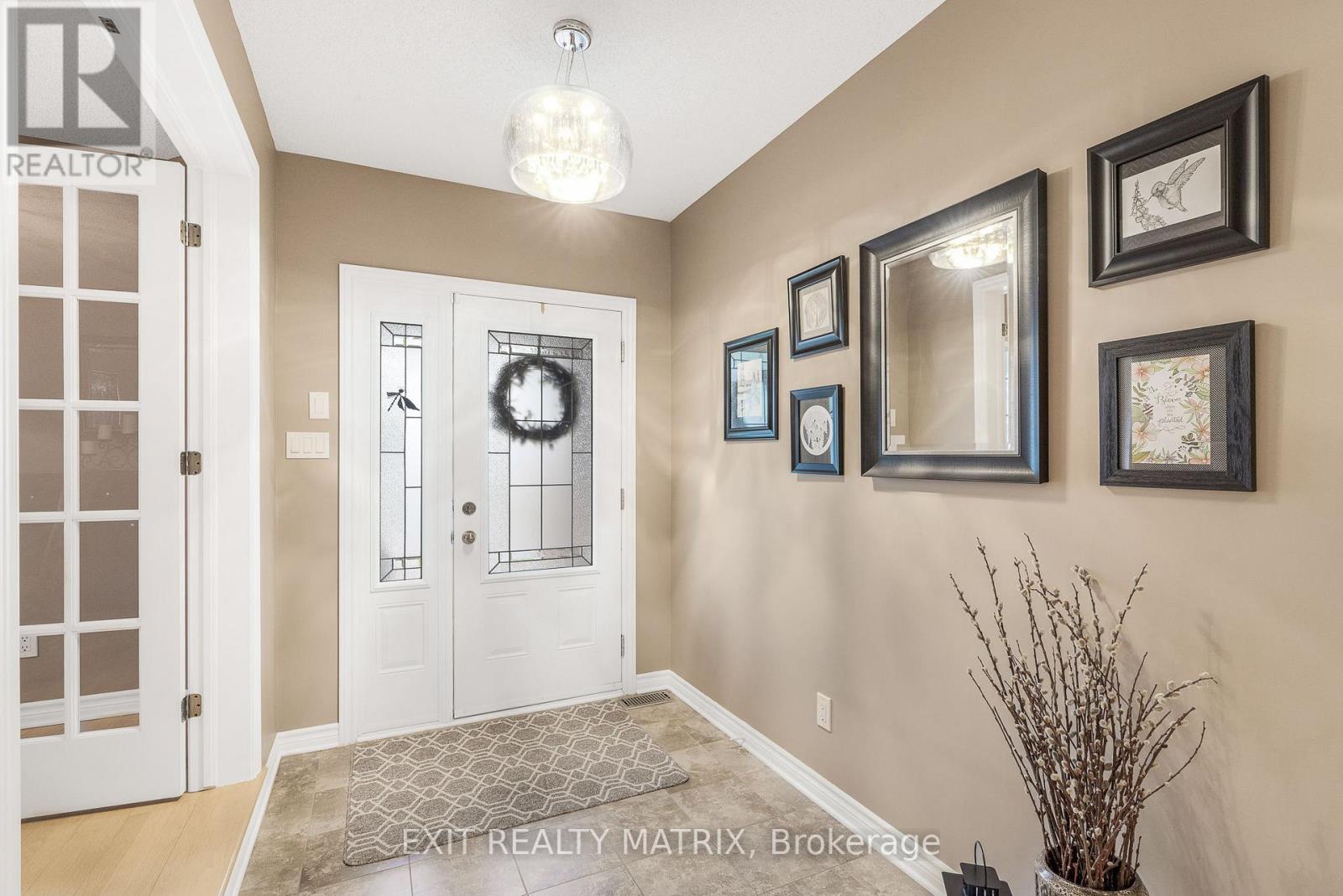 Property at 23 COBBLESTONE DRIVE image 3