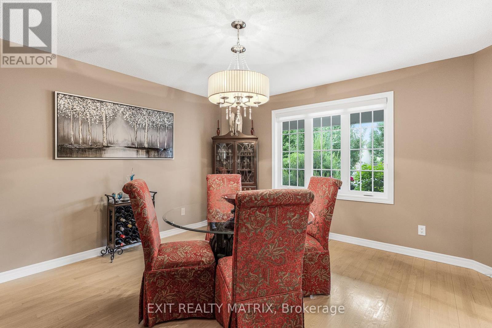 Property at 23 COBBLESTONE DRIVE image 5