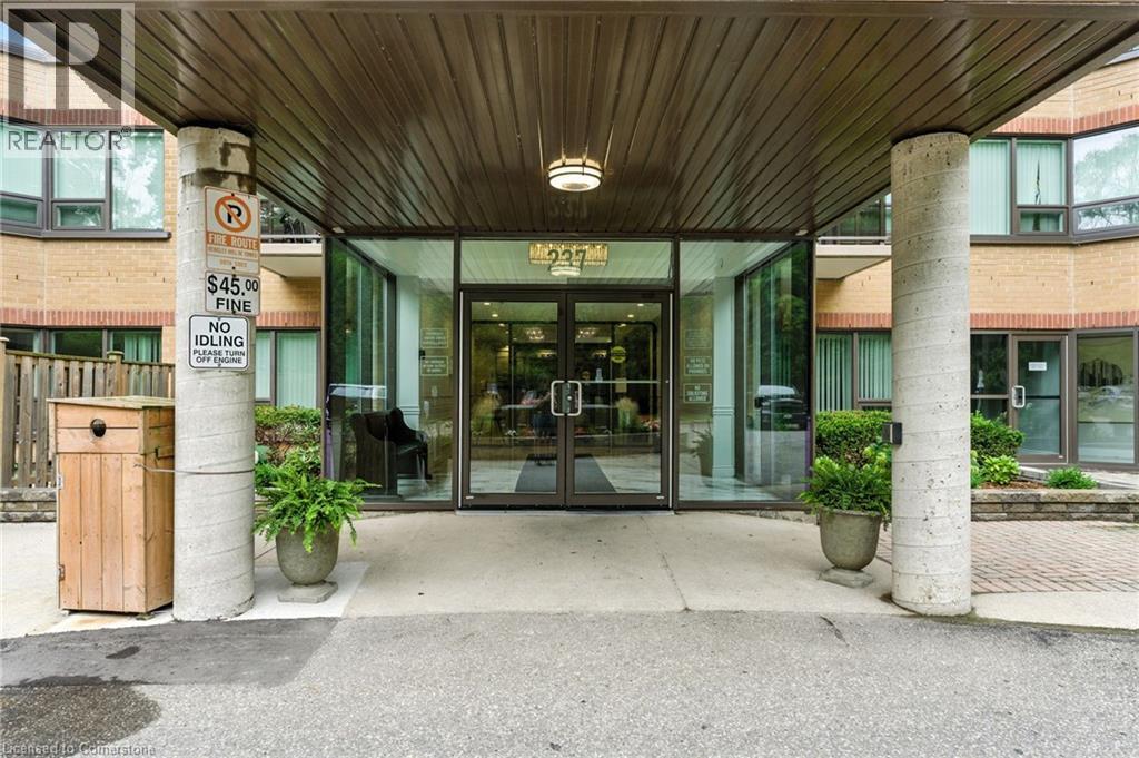 Property at 237 KING Street W Unit# 1104 image 3