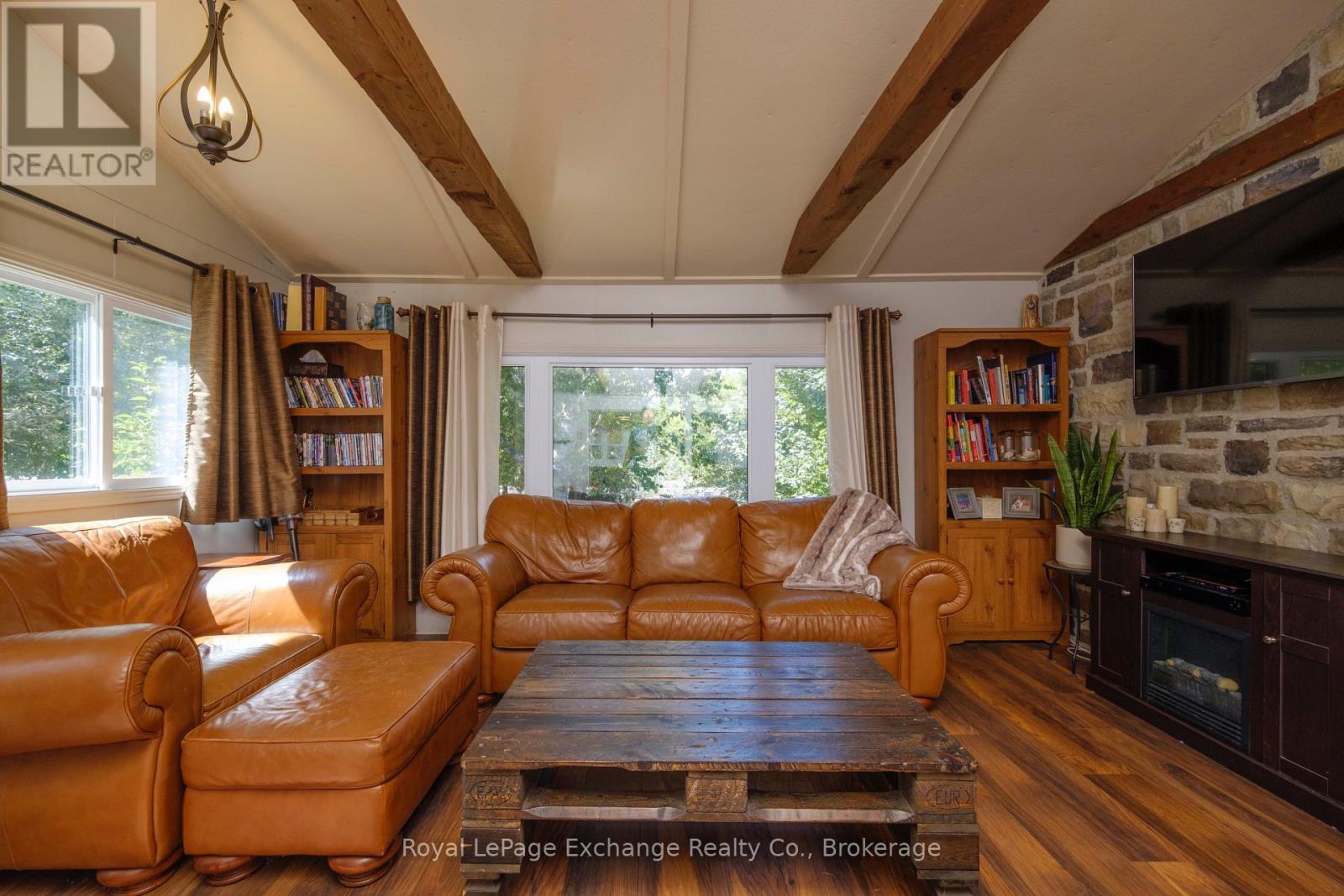 109 Gordon Street N, Huron-Kinloss, Ontario N2Z 0B3 - Photo 7 - X12352917