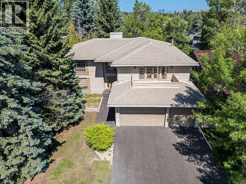 Property at 279 Canterville Drive SW image 2