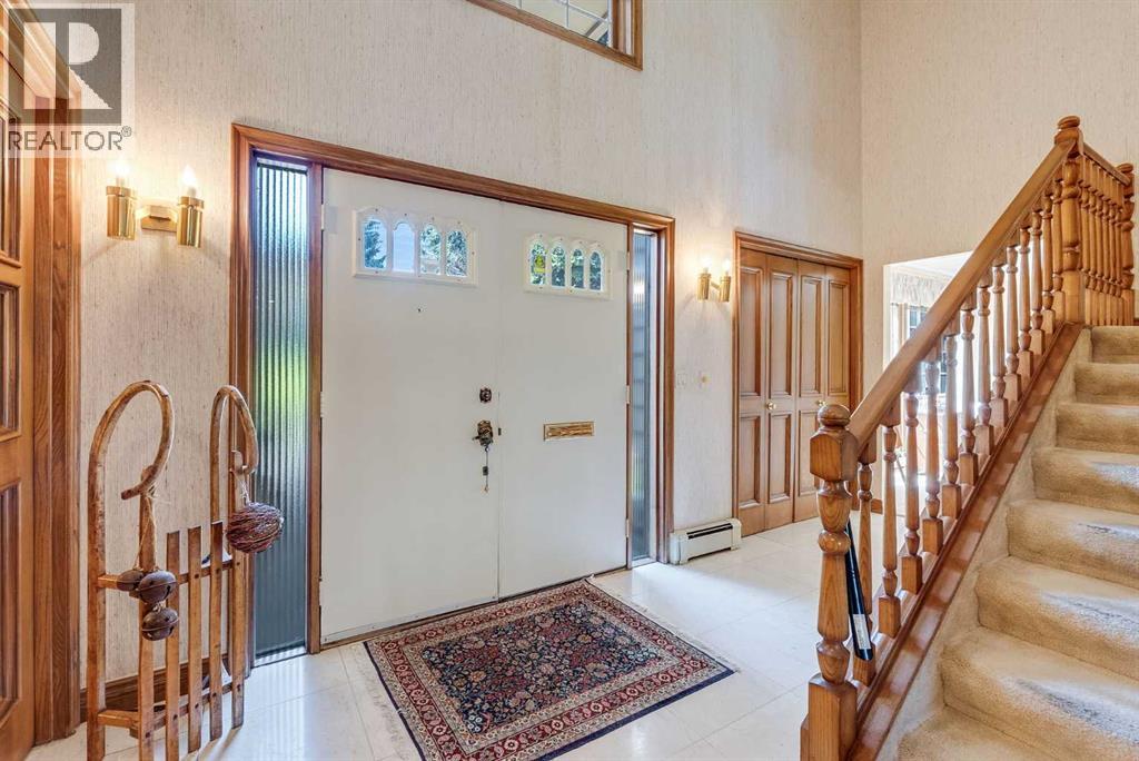 Property at 279 Canterville Drive SW image 3