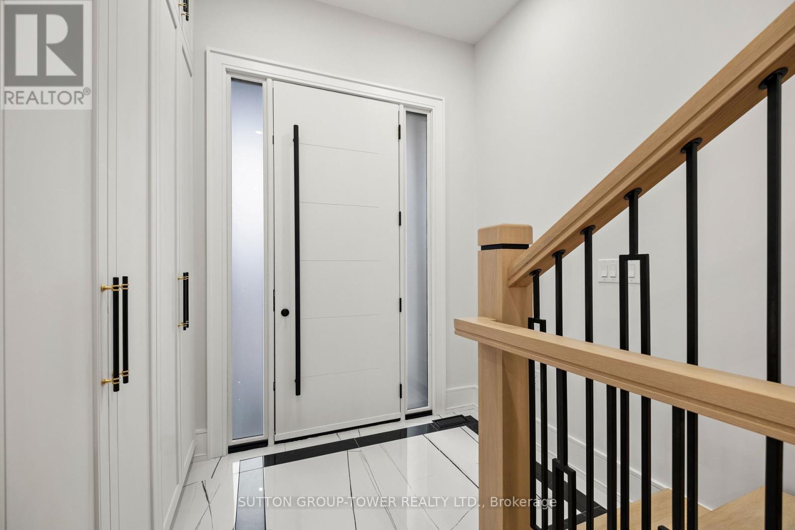 Property at 48 SILVERTHORN AVENUE image 4