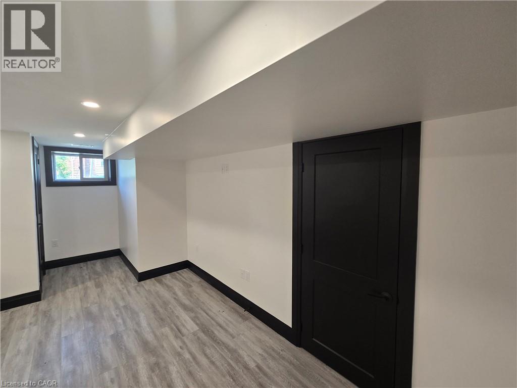 531 Queenston Road Unit# 2, Hamilton, Ontario  L8K 1J7 - Photo 17 - 40761613