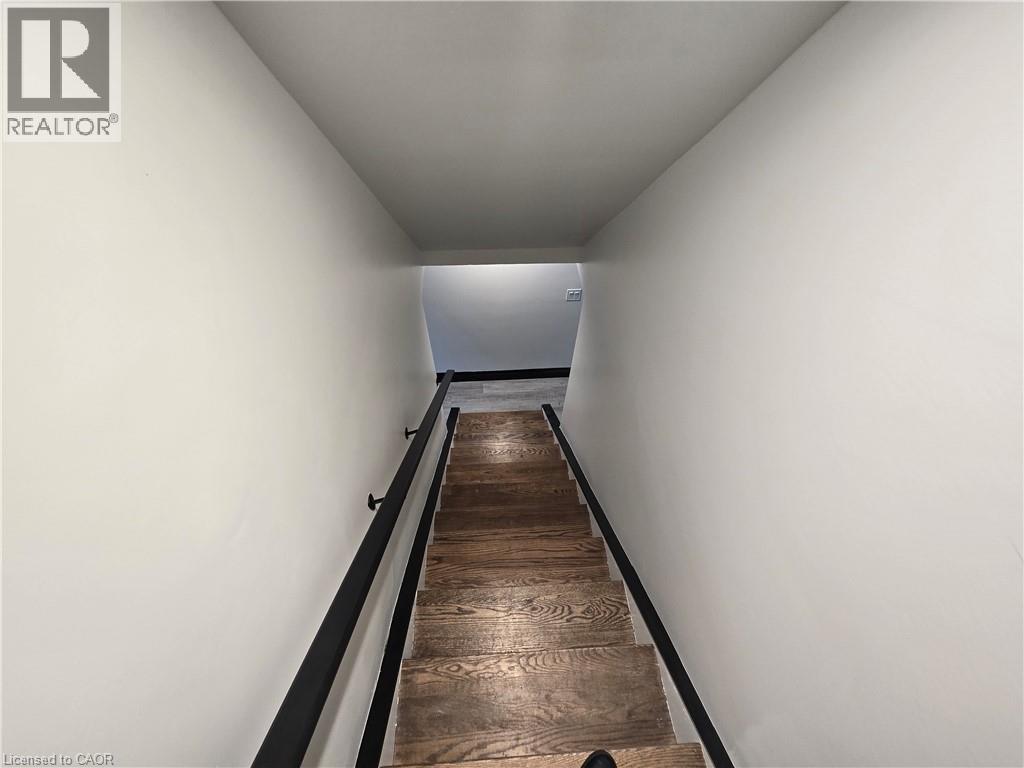 531 Queenston Road Unit# 2, Hamilton, Ontario  L8K 1J7 - Photo 6 - 40761613