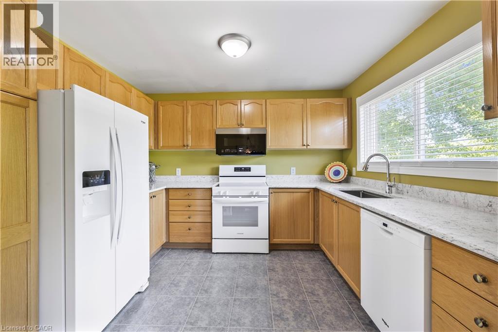 402 Ramblewood Drive, Wasaga Beach, Ontario  L9Z 2N9 - Photo 12 - 40753199