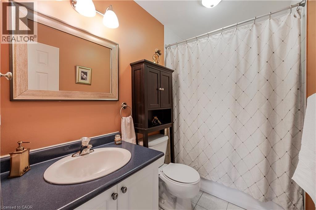402 Ramblewood Drive, Wasaga Beach, Ontario  L9Z 2N9 - Photo 21 - 40753199