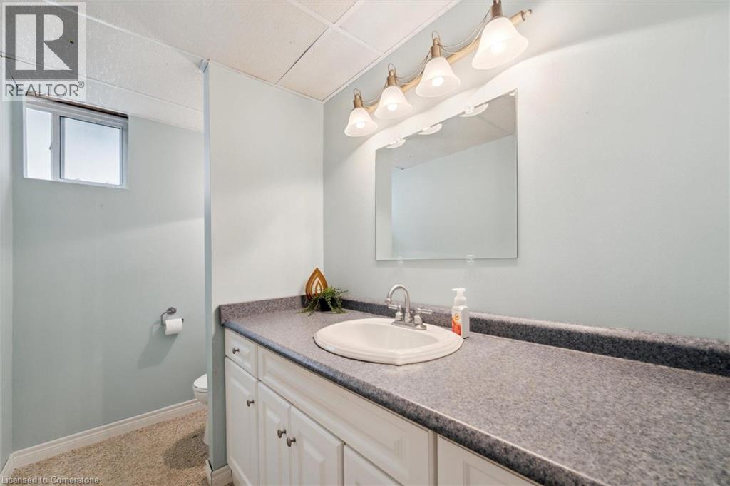 10 Villa Court, Hamilton, Ontario  L8W 1M2 - Photo 17 - 40761350