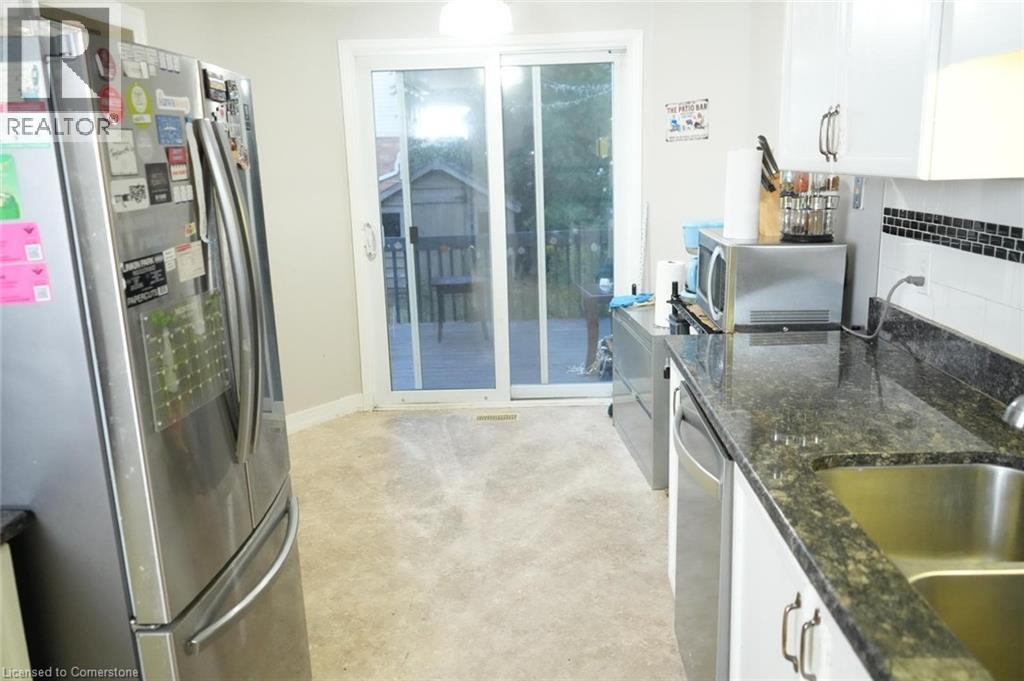 419 Downsview Place, Waterloo, Ontario  N2K 3T9 - Photo 9 - 40761292