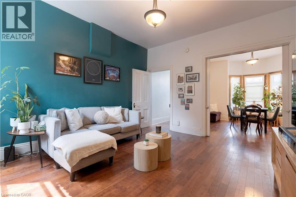 132 Ferguson Avenue N, Hamilton, Ontario  L8R 1L7 - Photo 1 - 40761282