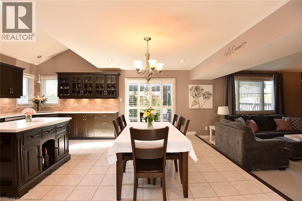 210 Claudette Gate, Hamilton, Ontario  L9B 2K1 - Photo 14 - 40761269