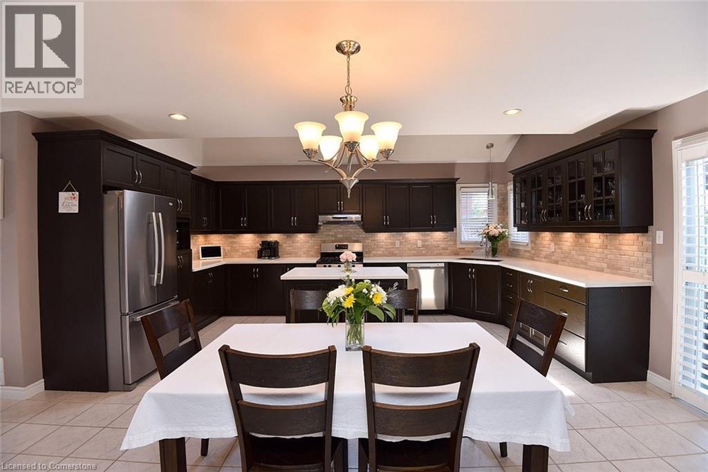 210 Claudette Gate, Hamilton, Ontario  L9B 2K1 - Photo 19 - 40761269