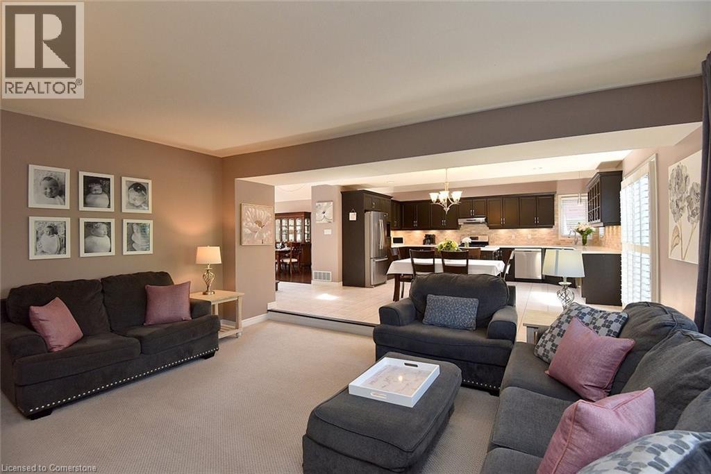 210 Claudette Gate, Hamilton, Ontario  L9B 2K1 - Photo 24 - 40761269