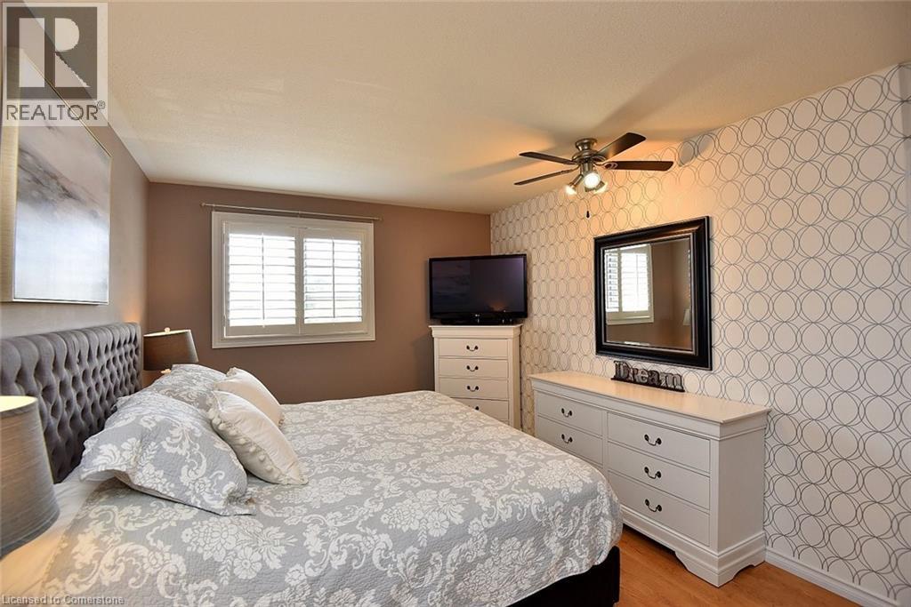 210 Claudette Gate, Hamilton, Ontario  L9B 2K1 - Photo 33 - 40761269