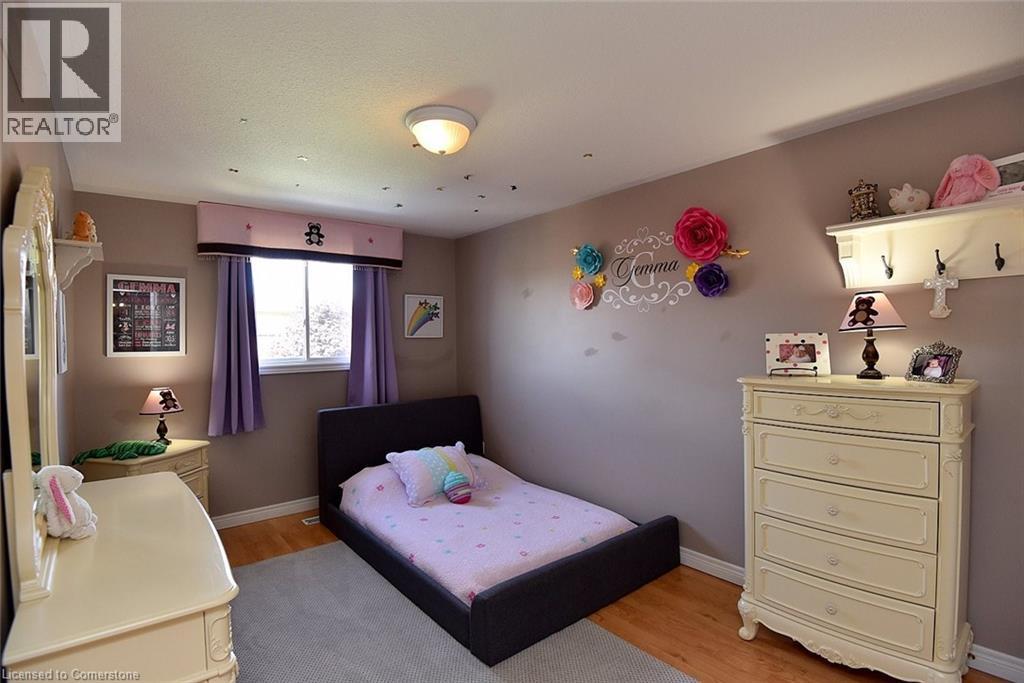 210 Claudette Gate, Hamilton, Ontario  L9B 2K1 - Photo 38 - 40761269