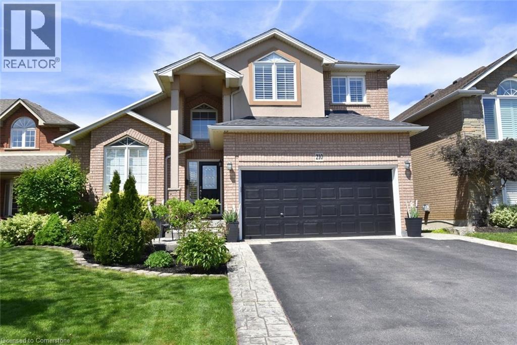 210 Claudette Gate, Hamilton, Ontario  L9B 2K1 - Photo 4 - 40761269