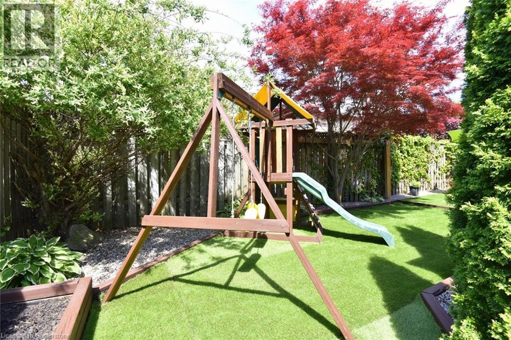 210 Claudette Gate, Hamilton, Ontario  L9B 2K1 - Photo 47 - 40761269