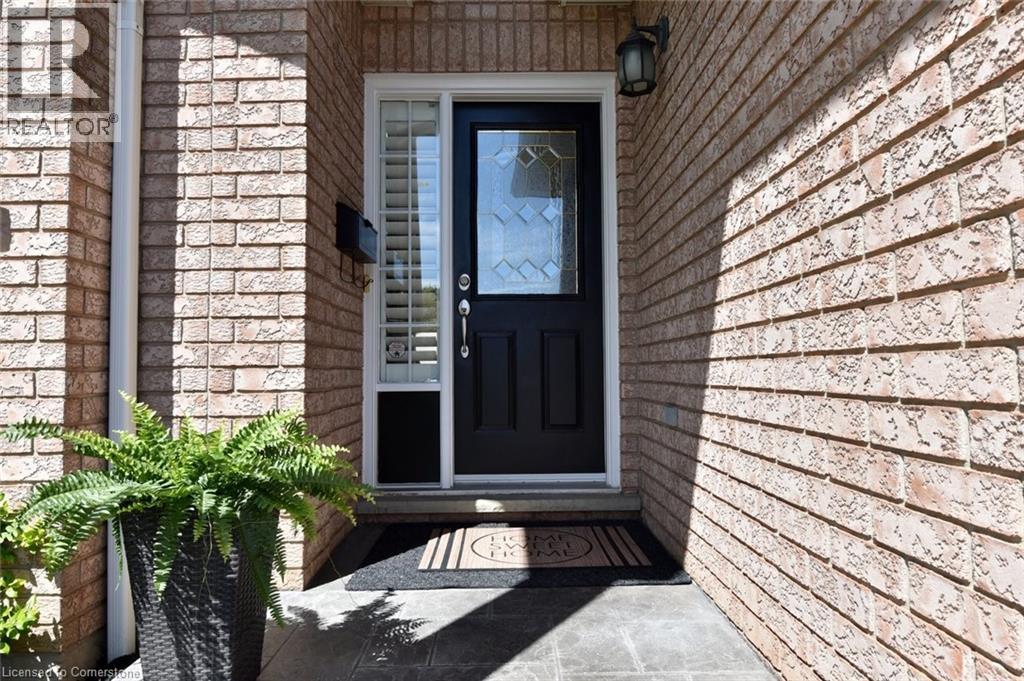 210 Claudette Gate, Hamilton, Ontario  L9B 2K1 - Photo 6 - 40761269