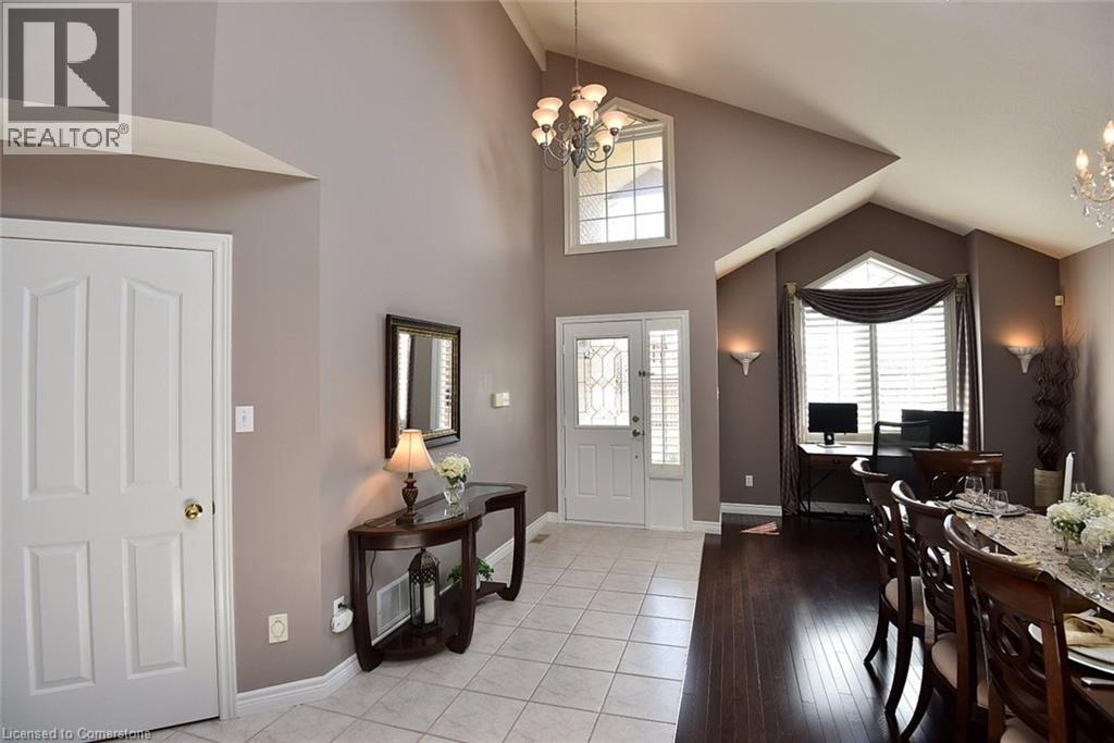 210 Claudette Gate, Hamilton, Ontario  L9B 2K1 - Photo 8 - 40761269