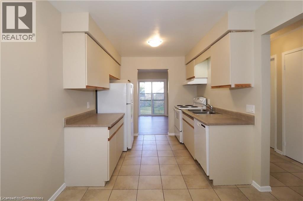 395 Kingscourt Drive Unit# 2, Waterloo, Ontario  N2K 3R5 - Photo 10 - 40761256