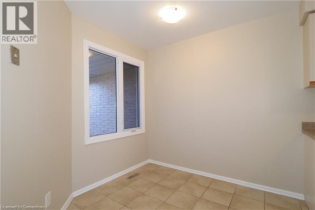 395 Kingscourt Drive Unit# 2, Waterloo, Ontario  N2K 3R5 - Photo 13 - 40761256