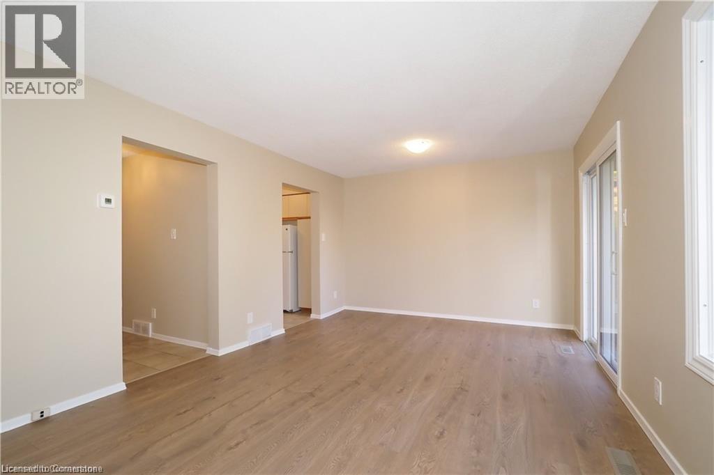 395 Kingscourt Drive Unit# 2, Waterloo, Ontario  N2K 3R5 - Photo 4 - 40761256
