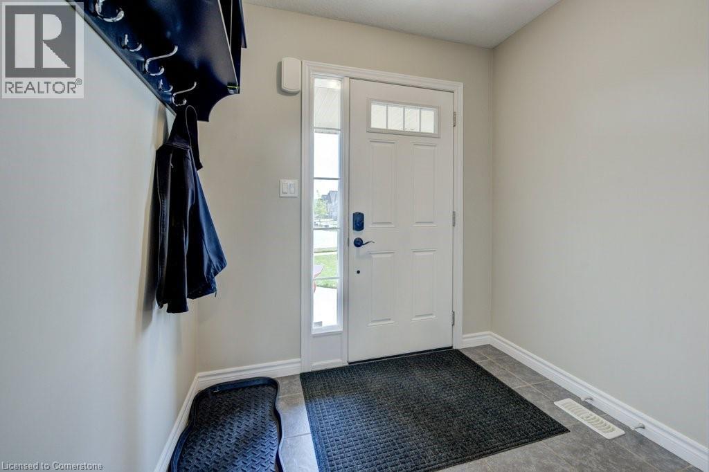 334 William Street, Elmira, Ontario  N2B 0B5 - Photo 4 - 40761222
