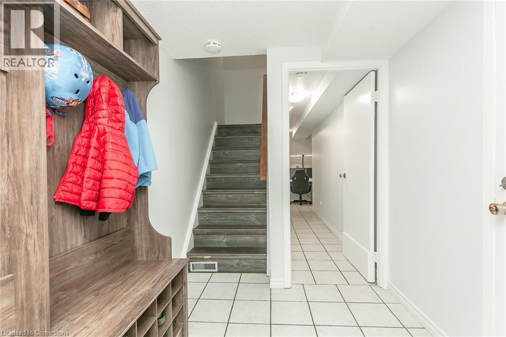 223 Pioneer Drive Unit# J62, Kitchener, Ontario  N2P 1L9 - Photo 4 - 40761210