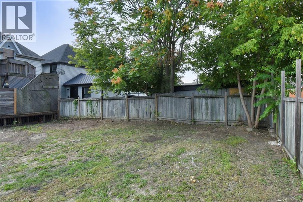 427 Cannon Street E, Hamilton, Ontario  L8L 2C7 - Photo 4 - 40761128