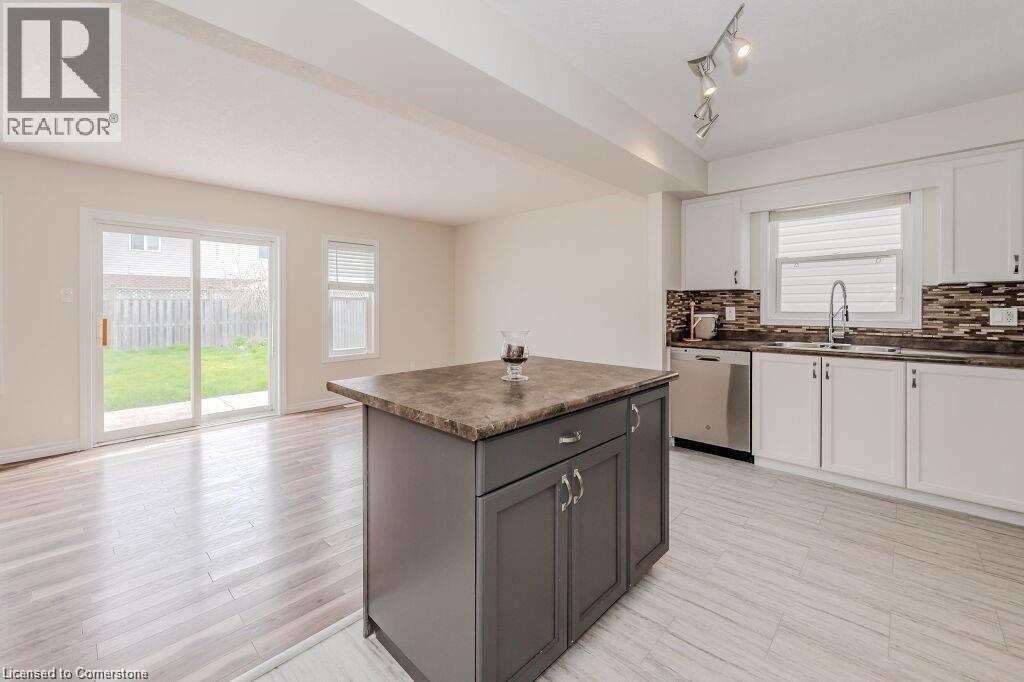14 Verona Street, Kitchener, Ontario  N2R 1T4 - Photo 11 - 40760699