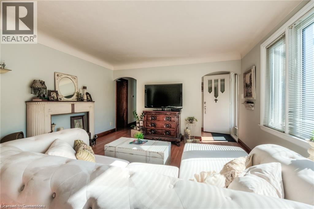 29 Scrimger Avenue Unit# Main, Cambridge, Ontario  N1R 4V7 - Photo 2 - 40760285