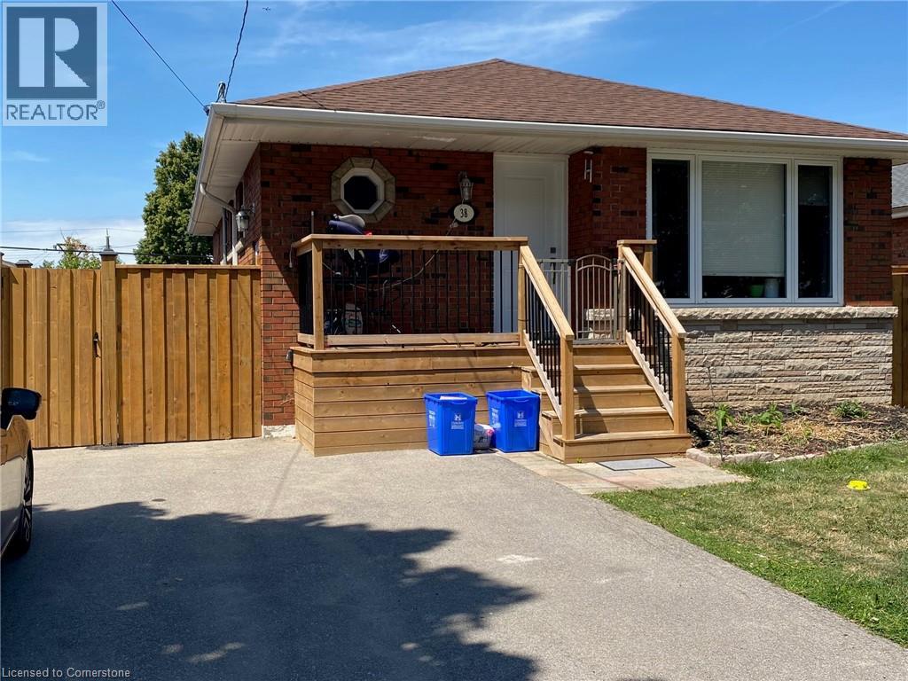 38 Warren Avenue Unit# 2, Hamilton, Ontario  L9A 3C6 - Photo 16 - 40760202