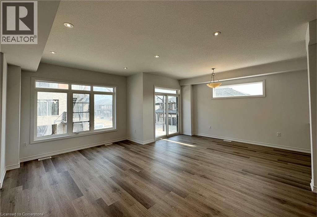 461 Blackburn Drive Unit# 111, Brantford, Ontario  N3T 0W9 - Photo 6 - 40760023