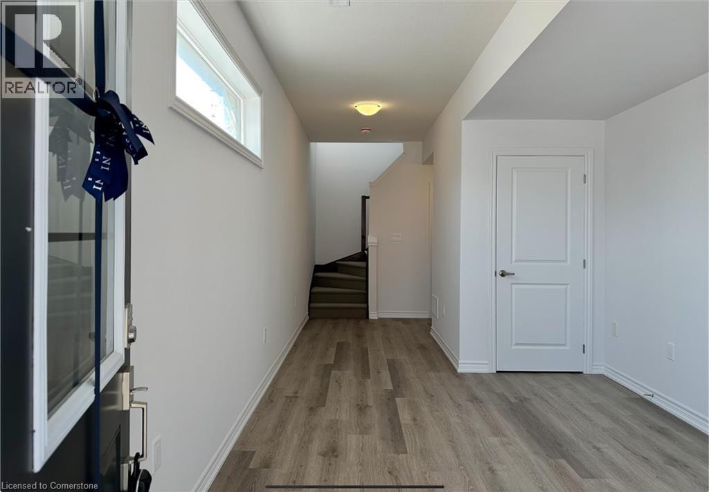461 Blackburn Drive Unit# 111, Brantford, Ontario  N3T 0W9 - Photo 8 - 40760023