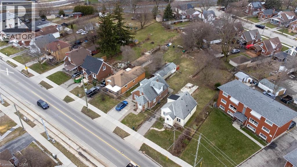 Property at 288 OTTAWA Street S image 2
