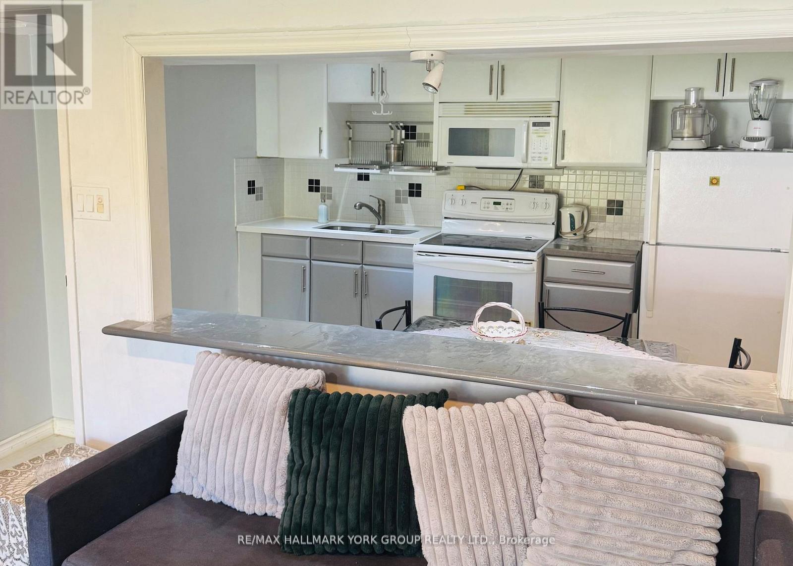 Lower - 9 Micmac Crescent, Toronto, Ontario  M2H 2K1 - Photo 8 - C12352895