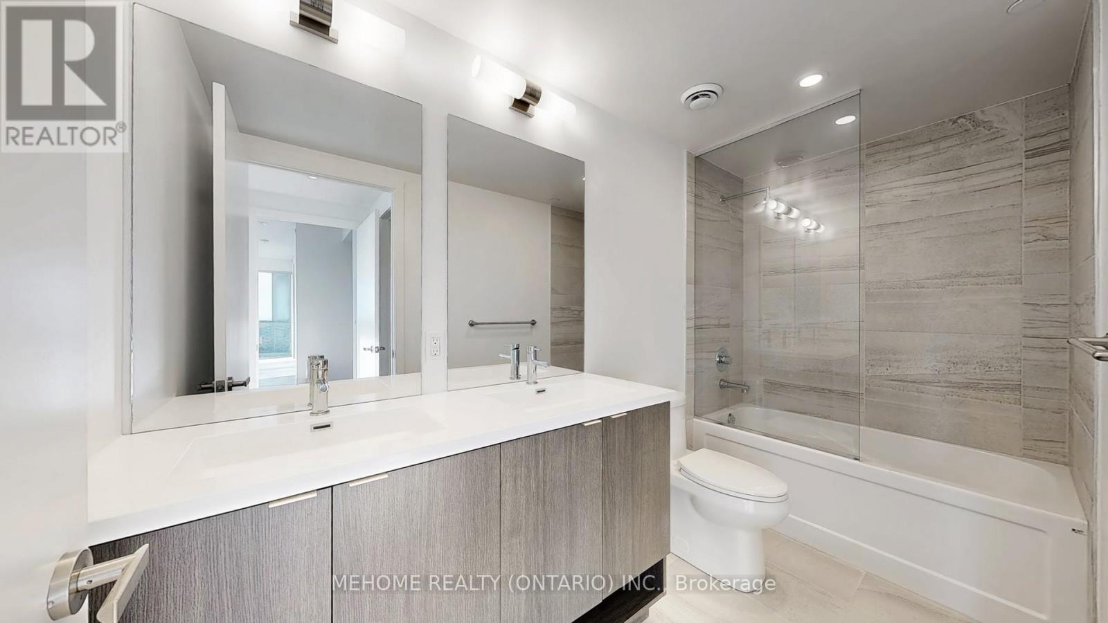 7309 - 138 Downes Street, Toronto, Ontario  M5E 0E4 - Photo 17 - C12343084