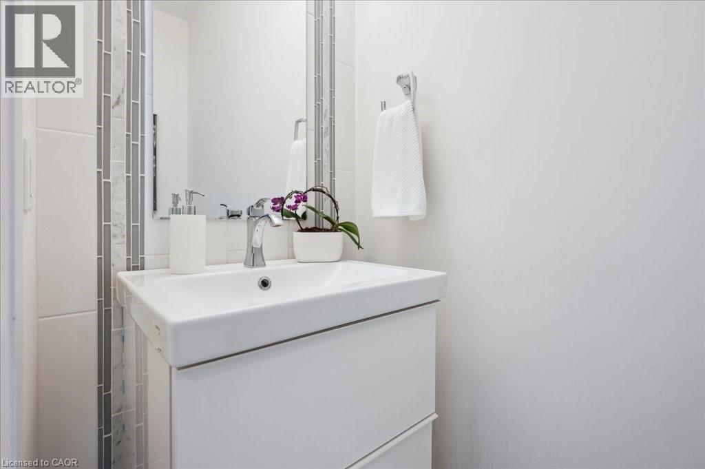 605 Montpellier Drive Unit# B, Waterloo, Ontario  N2T 2Z4 - Photo 17 - 40754295