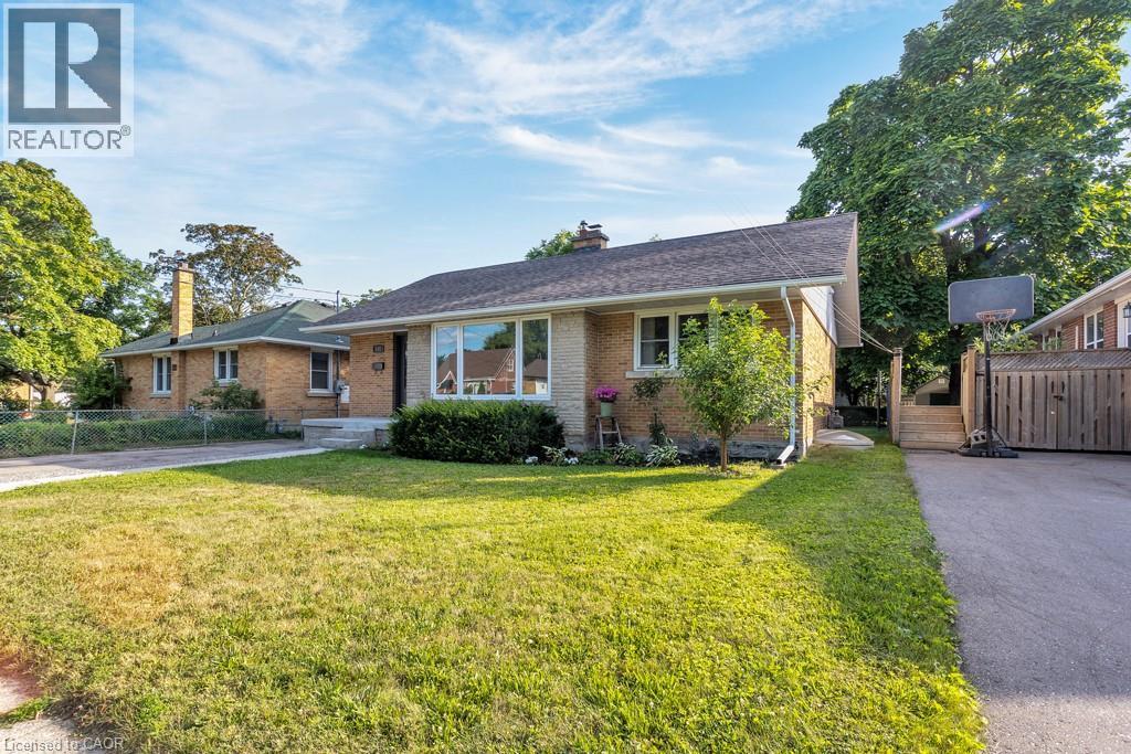 196 Patricia Avenue, Kitchener, Ontario  N2M 1J7 - Photo 1 - 40754329