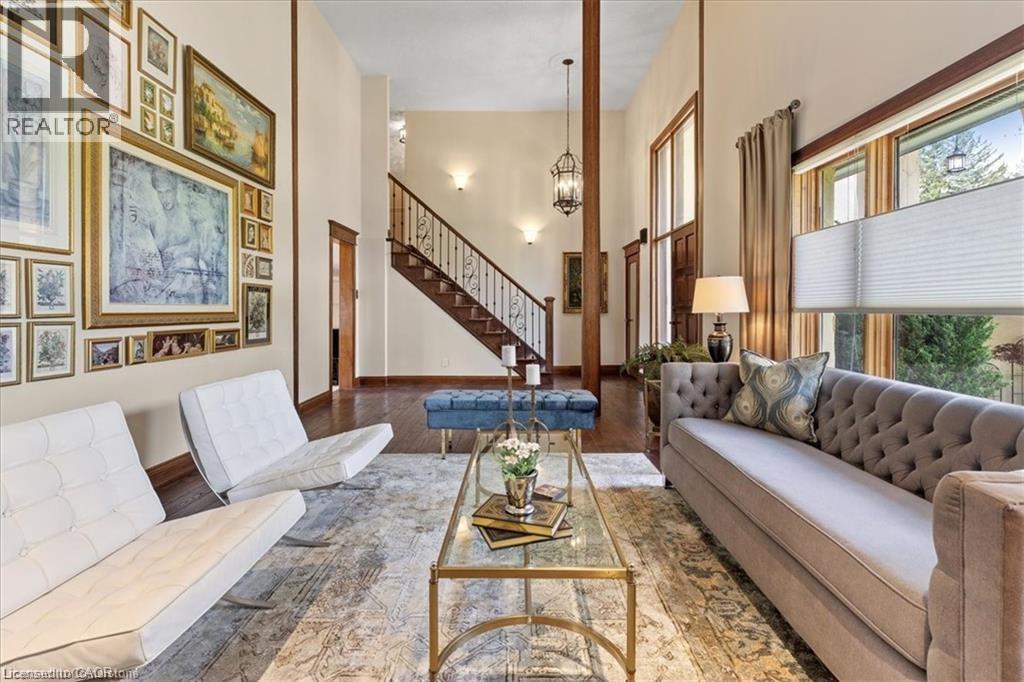 Property at 333 WOOLWICH Street image 5
