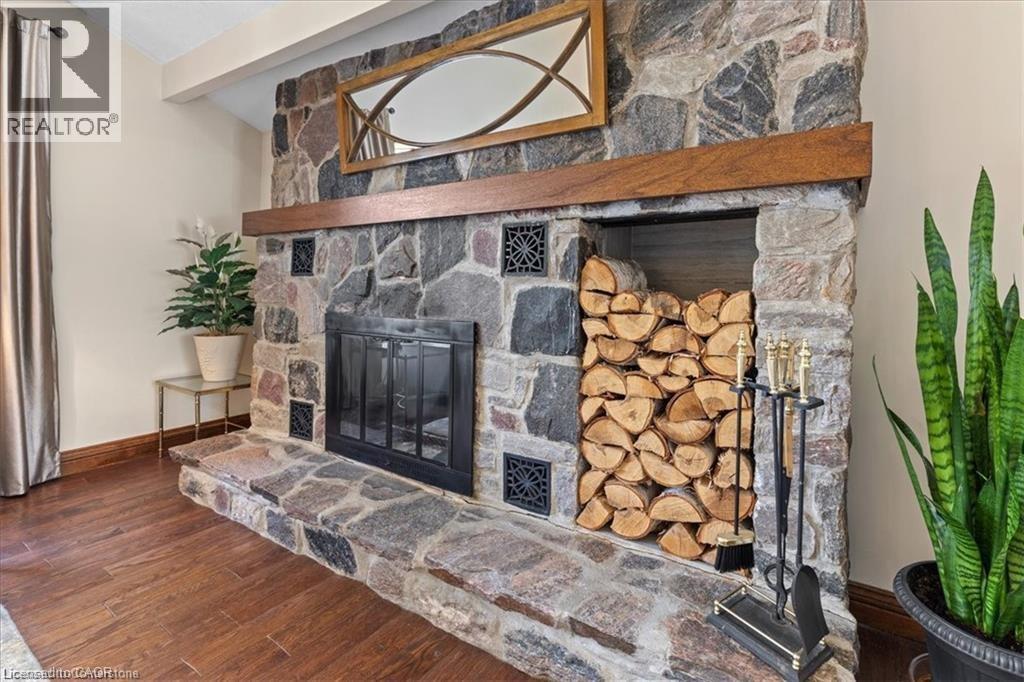 Property at 333 WOOLWICH Street image 4